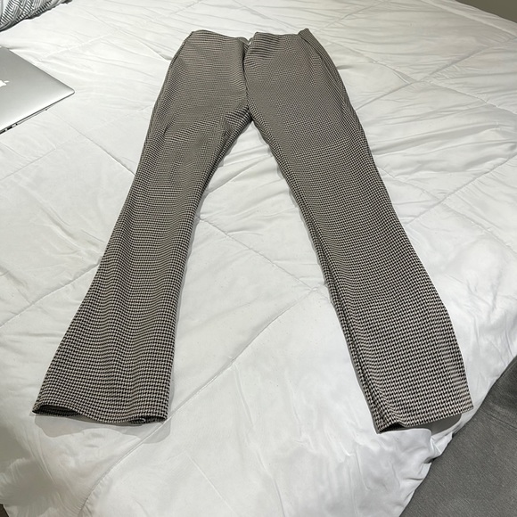 H&M Dress pants very comfy only worn a couple times Size M - Picture 1 of 2